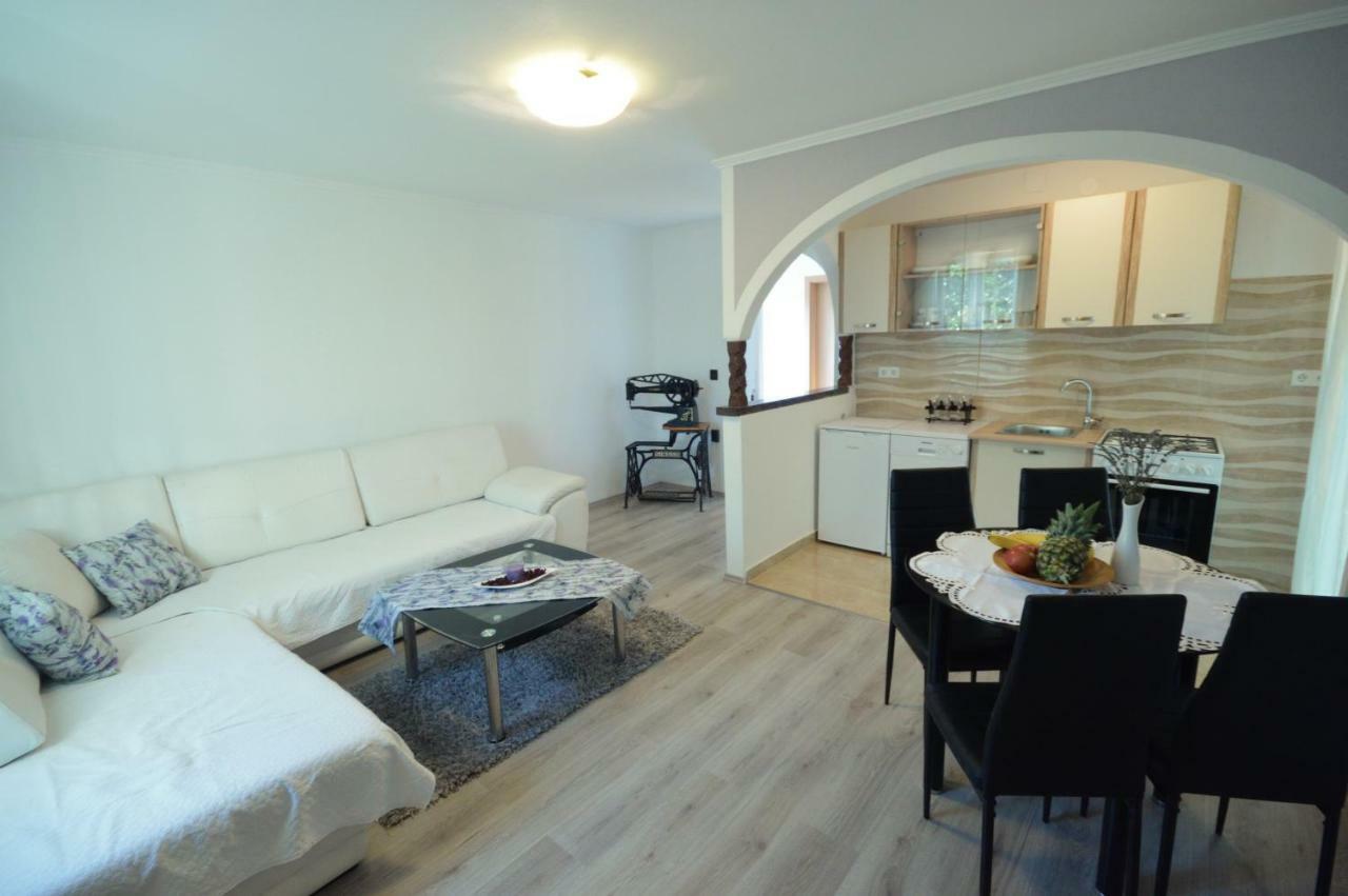 Vacation Home Vesna Брибир Экстерьер фото